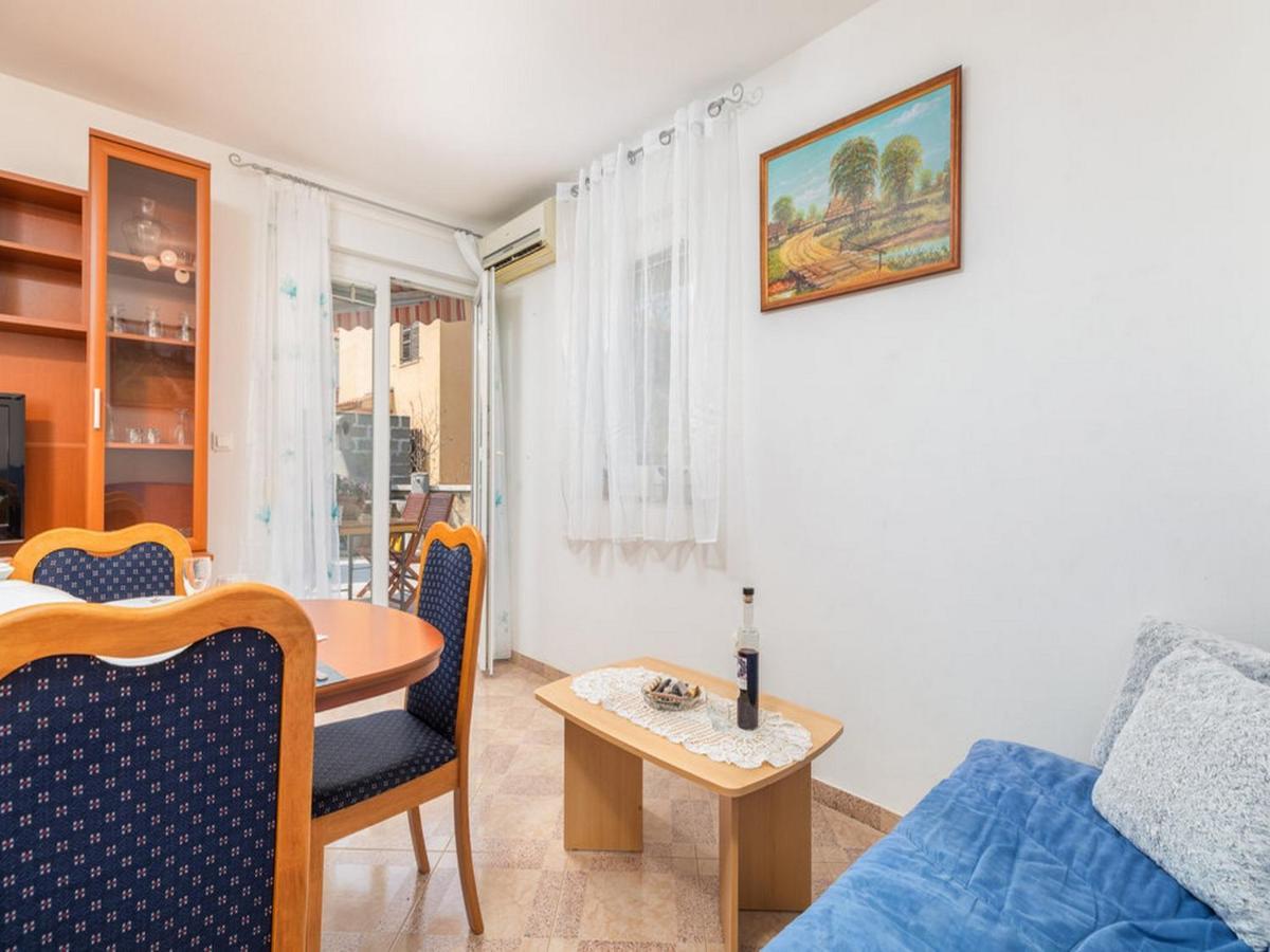 Apartment Dana Fažana Eksteriør billede