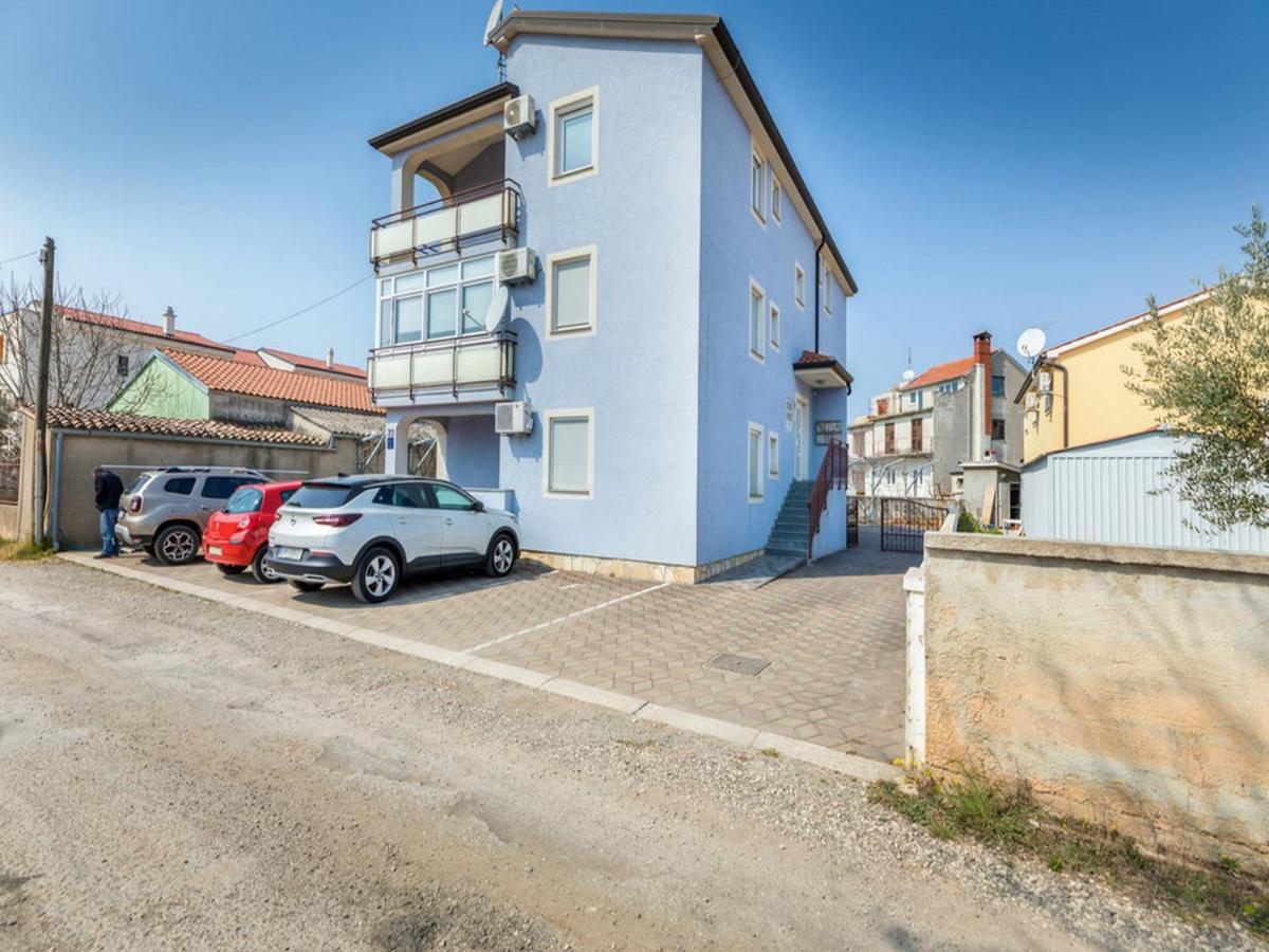 Apartment Dana Fažana Eksteriør billede