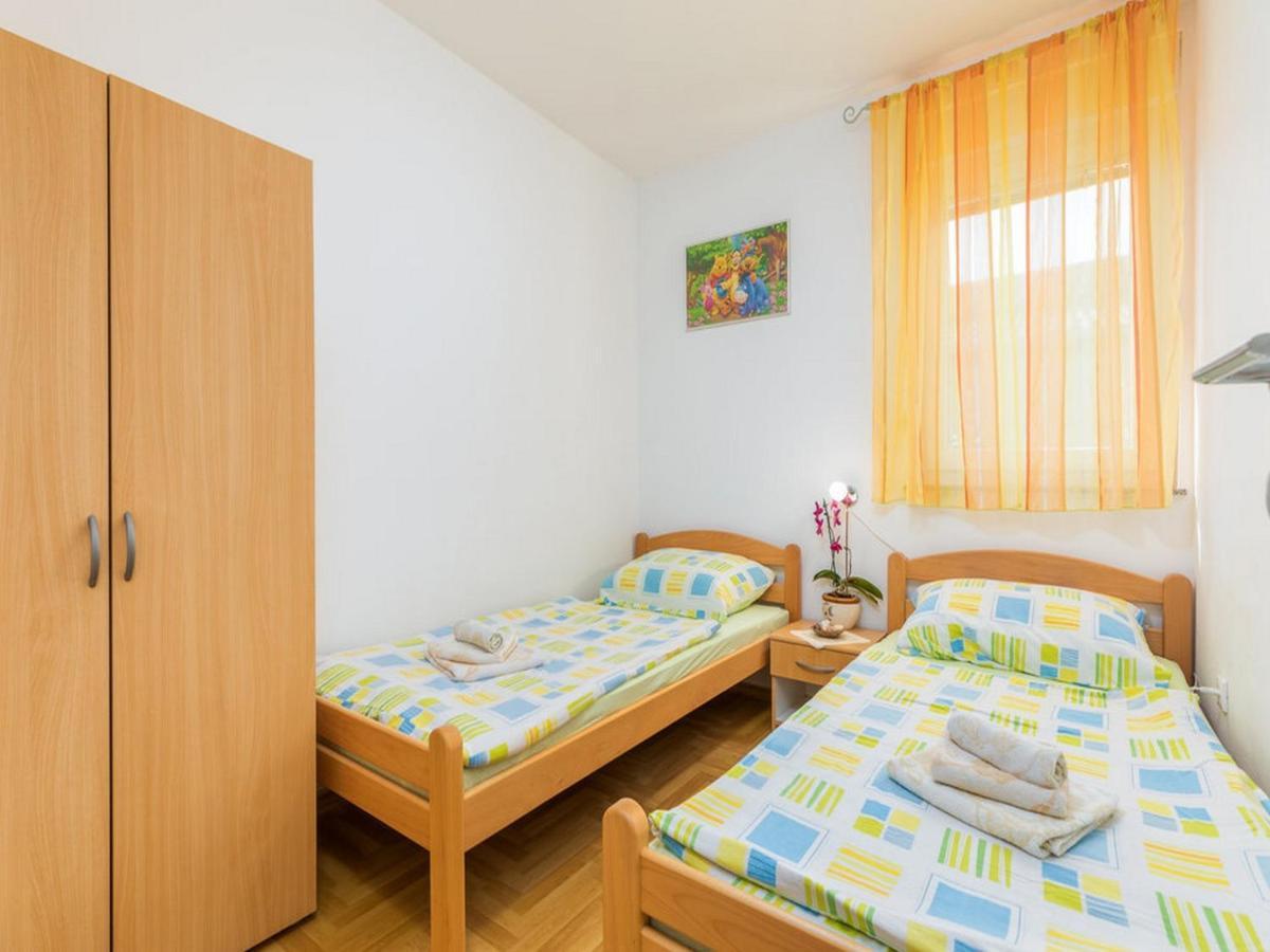 Apartment Dana Fažana Eksteriør billede